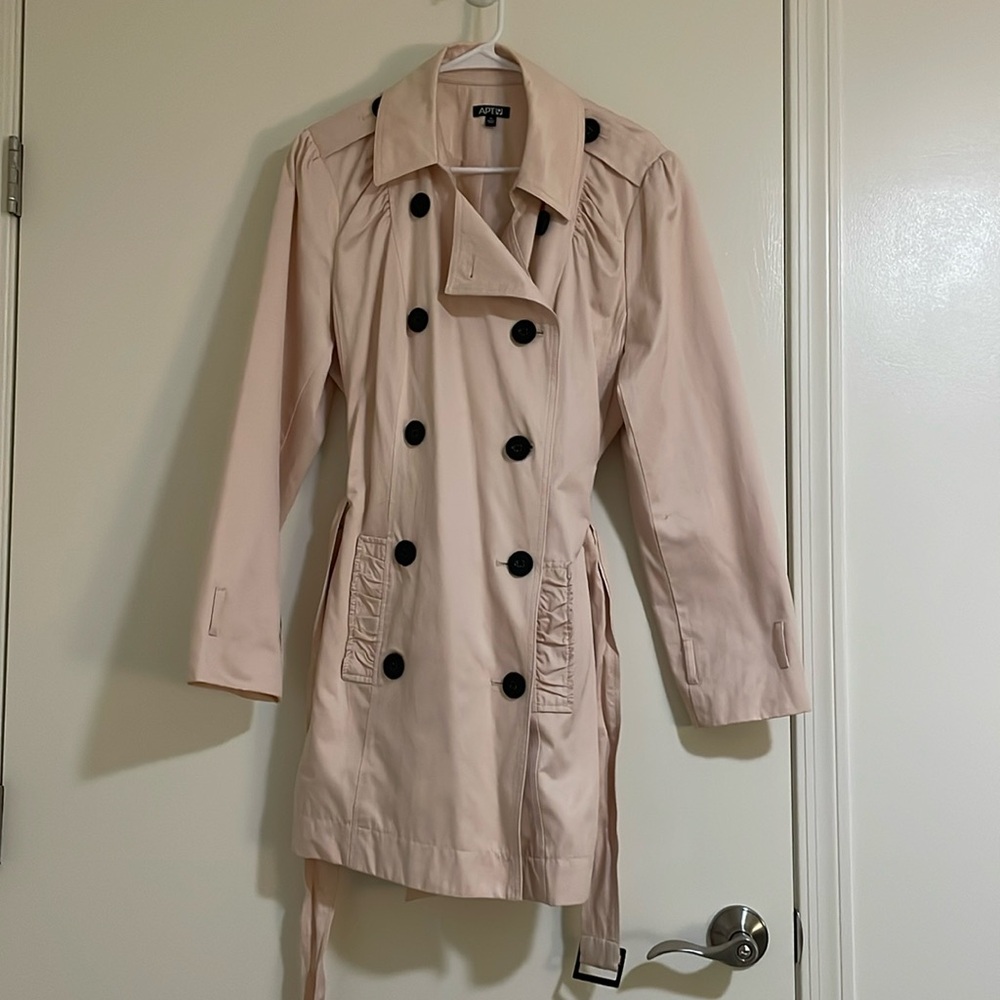 APT 9 Pink Trench Coat.  Size: XL